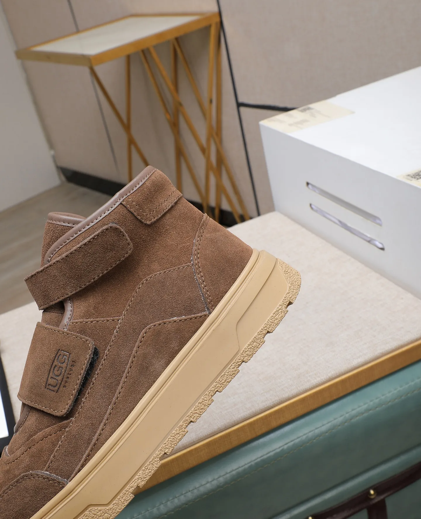 Men's shoes 💰600 IUGGI new retro presbyopia men's shoes, casual and versatile, full of high-end sense, fashionable, luxury and personalized style, joint style, retro presbyopia factor, full of handsome style, first layer suede cowhide, wool lining, rubber outsole, light and non-slip size: 39-44